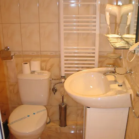 فندق Kovanlika 3*